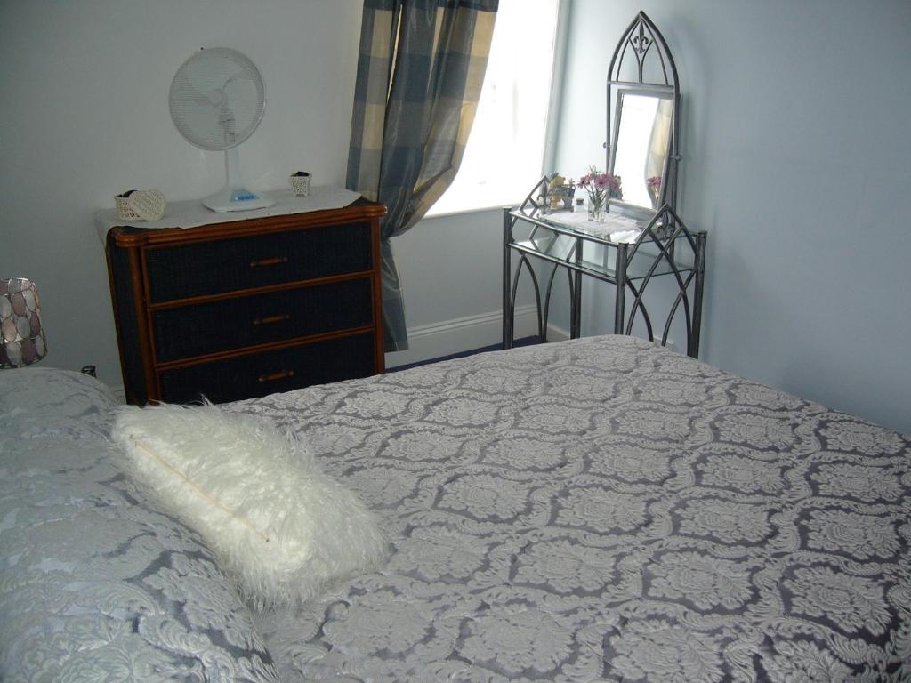 Bayview Guest House سانت هلير جيرسي الغرفة الصورة